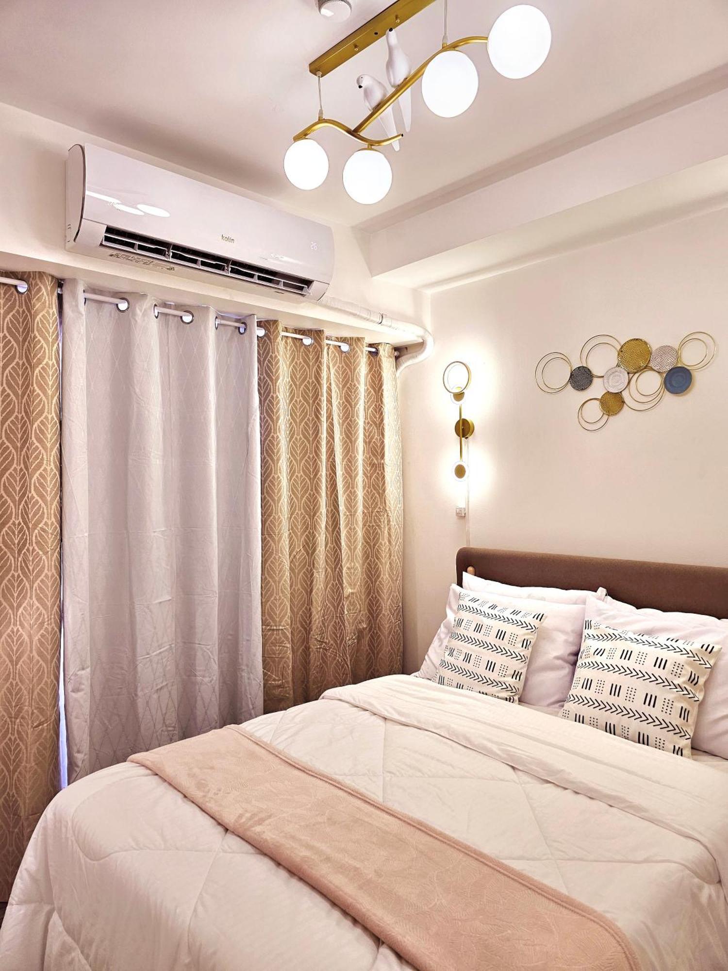 Acellyne'S Suites At The Residences At Commonwealth By Century Ciudad Quezon Exterior foto