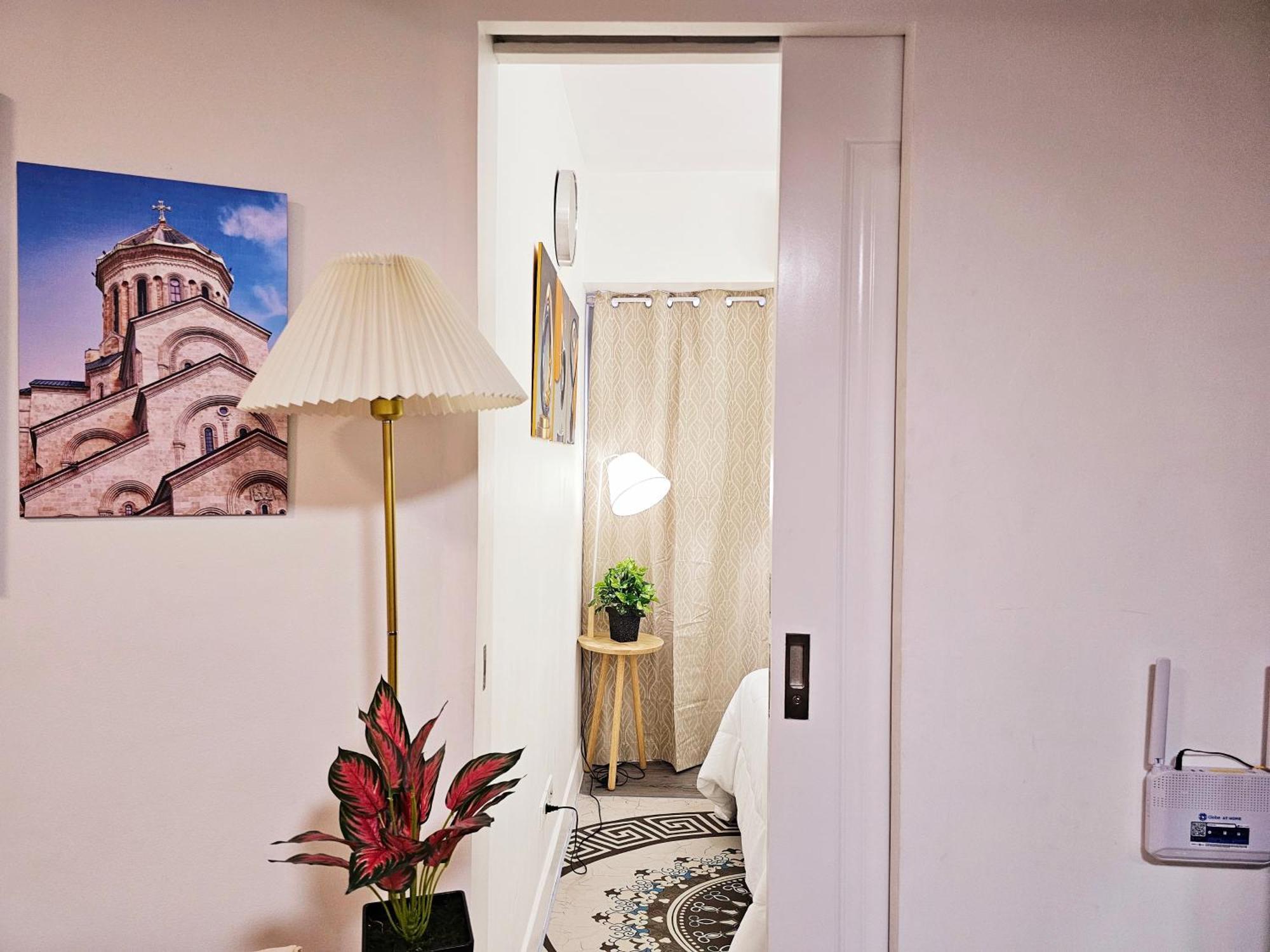 Acellyne'S Suites At The Residences At Commonwealth By Century Ciudad Quezon Exterior foto